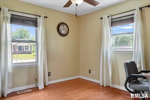 1419 E Washington St, Springfield, IL 62703 photo 19
