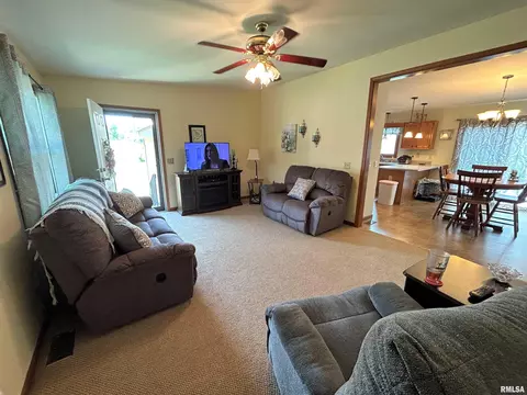 4047 Oakbrook Ct, Springfield, IL 62711 photo 6