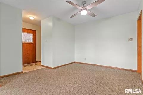 1524 E Lake Shore Dr, Springfield, IL 62712 photo 9