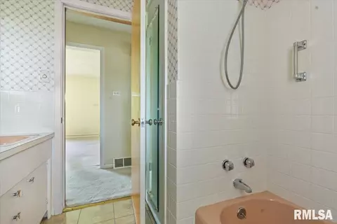 1524 E Lake Shore Dr, Springfield, IL 62712 photo 18