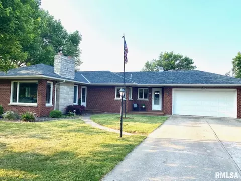 319 W Maple Ave, Ursa, IL 62376 photo 14