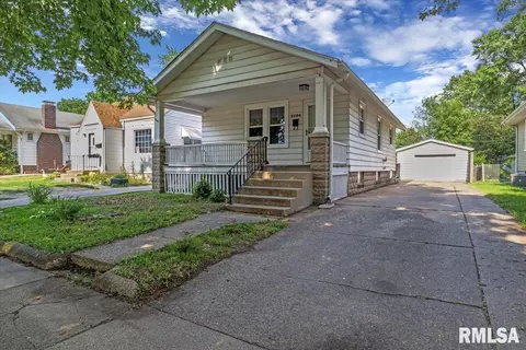 2104 S College St, Springfield, IL 62704
