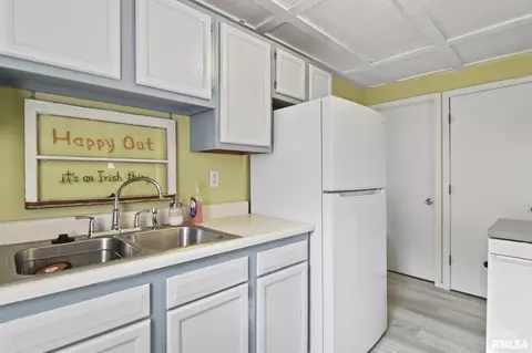 728 E Keys Ave, Springfield, IL 62702 photo 12
