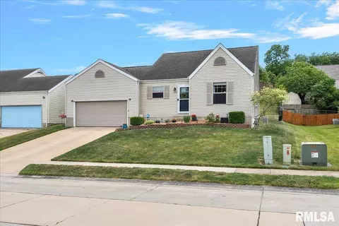 1528 Maureen Ct, Springfield, IL 62702 photo 2