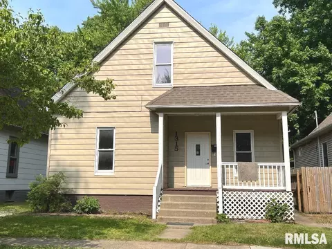 1315 S Walnut St, Springfield, IL 62704