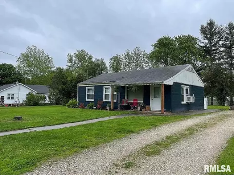 311 E Woods St, Avon, IL 61415 photo 9
