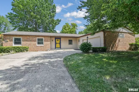 2507 Lindsay Rd, Springfield, IL 62704 photo 2