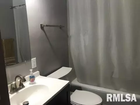 2156 E Converse Ave, Springfield, IL 62702 photo 7