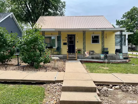 1010 Crawford St, Warsaw, IL 62379