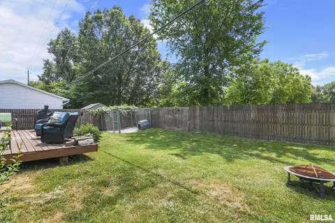120 W Hawkeye Way, Springfield, IL 62707 photo 18