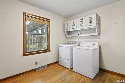 3260 S Spring St, Springfield, IL 62703 photo 21