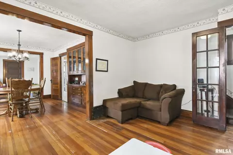 2525 S 9th St, Springfield, IL 62703 photo 6