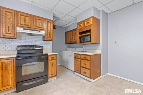 1900 S Pasfield St, Springfield, IL 62704 photo 12