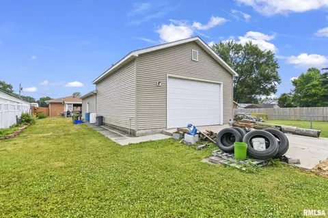807 N Milton Ave, Springfield, IL 62702 photo 11