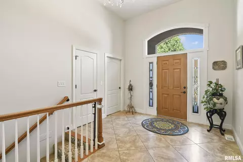6309 Wind Tree Rd, Springfield, IL 62712 photo 4