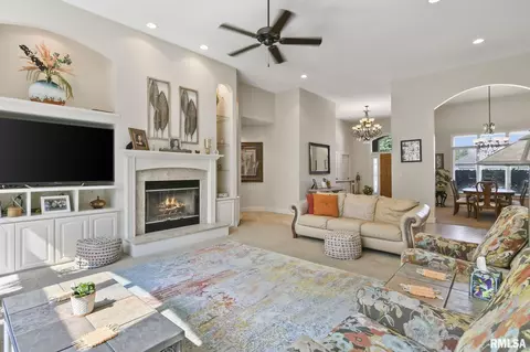 6309 Wind Tree Rd, Springfield, IL 62712 photo 9