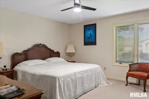 1604 Devonwood Dr, Springfield, IL 62704 photo 26