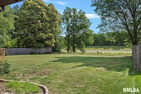 1604 Devonwood Dr, Springfield, IL 62704 photo 60