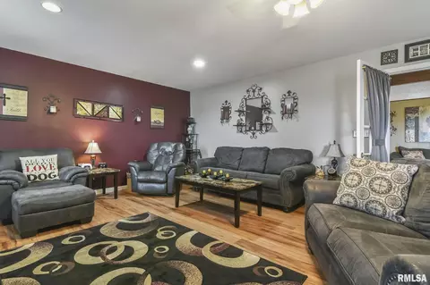 2621 Hazlett Ln, Springfield, IL 62707 photo 5