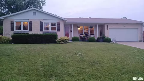 1016 S 23rd St, Quincy, IL 62301