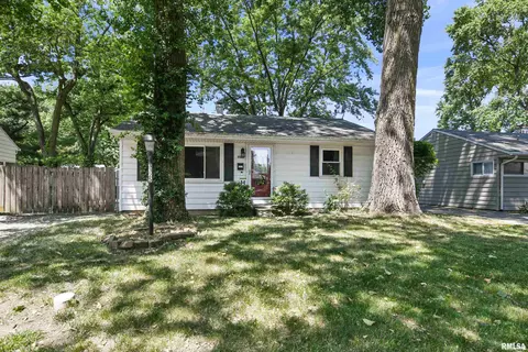 3325 Saxony Rd, Springfield, IL 62703