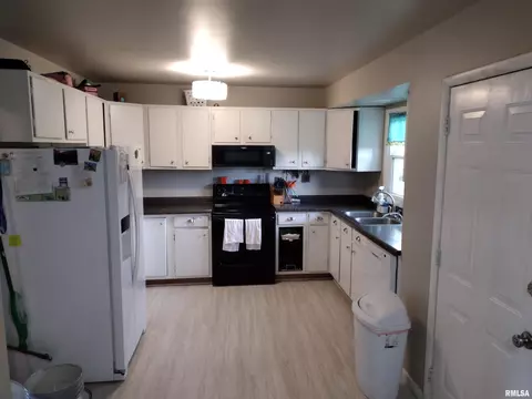 5 Villanova Dr, Springfield, IL 62703 photo 5