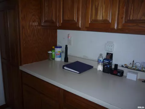 2651 S 7th St, Springfield, IL 62703 photo 9