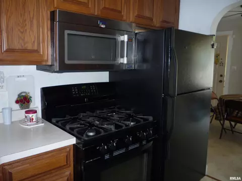 2651 S 7th St, Springfield, IL 62703 photo 8