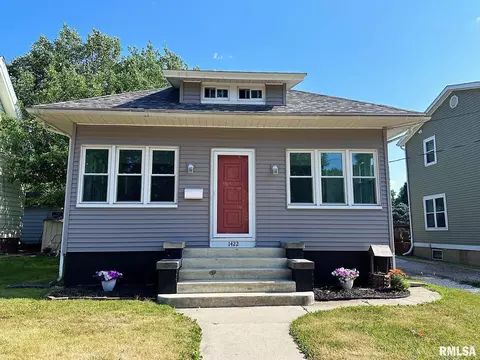 1422 E Losey St, Galesburg, IL 61401