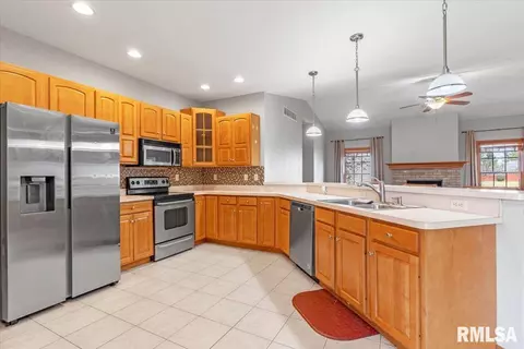 2713 Haverhill Rd, Springfield, IL 62711 photo 11
