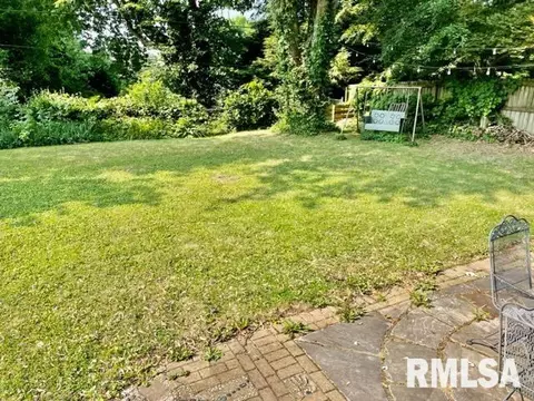 2304 Parkview Dr, Springfield, IL 62704 photo 19