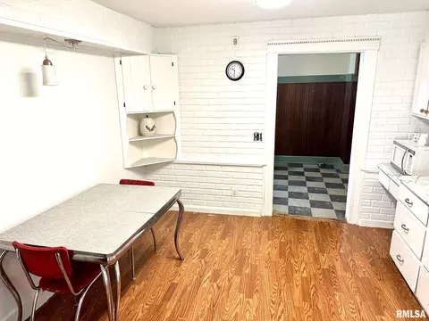 200 N Main St, Berlin, IL 62670 photo 26