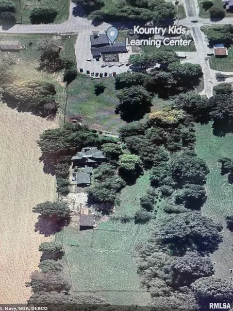 200 N Main St, Berlin, IL 62670 photo 37
