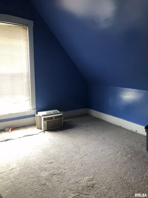 339 N Ohio St, Camp Point, IL 62320 photo 11