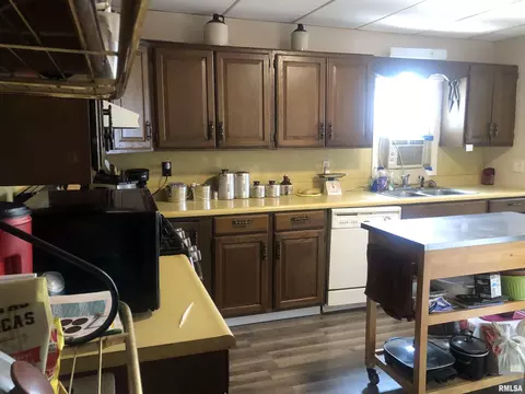 339 N Ohio St, Camp Point, IL 62320 photo 8