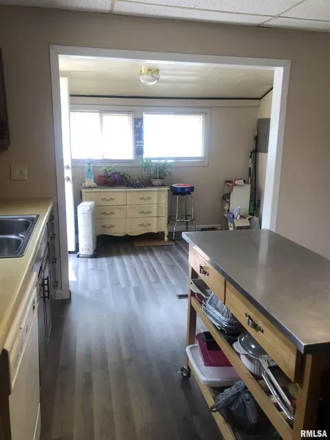 339 N Ohio St, Camp Point, IL 62320 photo 14