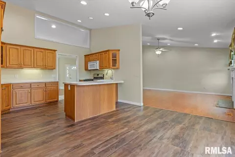 3532 Glengate Dr, Springfield, IL 62711 photo 19