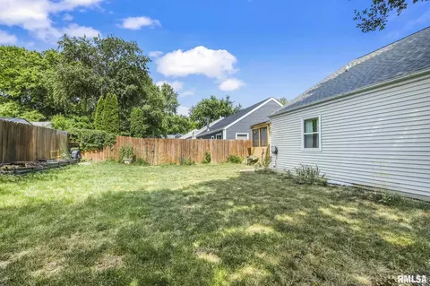 1612 Brenda Ct, Springfield, IL 62702 photo 25