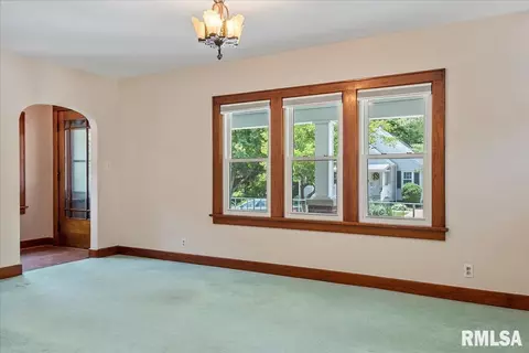 812 S Feldkamp Ave, Springfield, IL 62704 photo 10