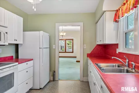 812 S Feldkamp Ave, Springfield, IL 62704 photo 17
