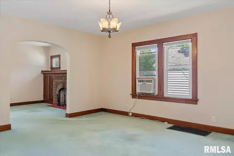812 S Feldkamp Ave, Springfield, IL 62704 photo 14