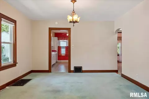 812 S Feldkamp Ave, Springfield, IL 62704 photo 11