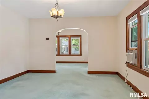 812 S Feldkamp Ave, Springfield, IL 62704 photo 13