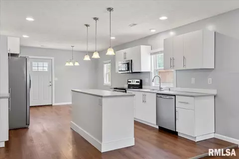 1024 N Wesley St, Springfield, IL 62702 photo 9