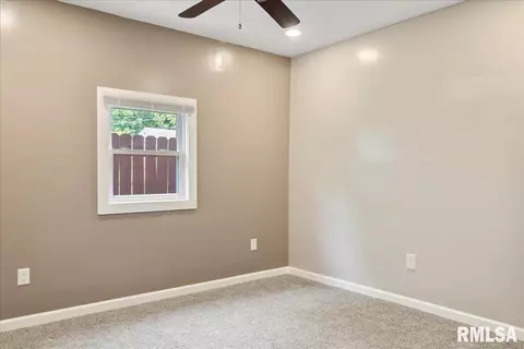 1024 N Wesley St, Springfield, IL 62702 photo 23