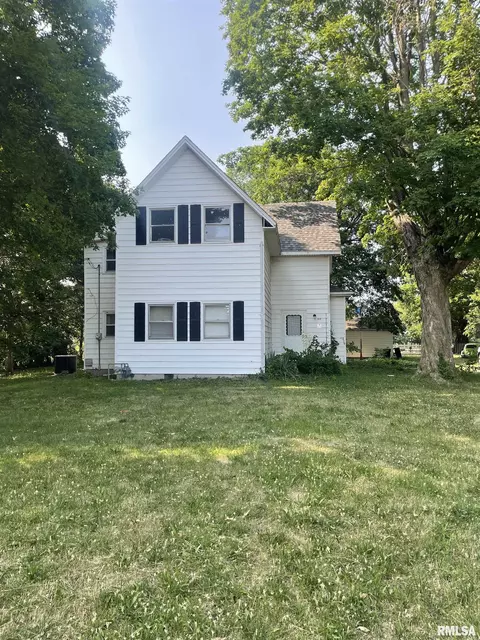 414 W Matilda St, Illiopolis, IL 62539
