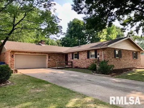 1628 Denison Dr, Springfield, IL 62704 photo 2