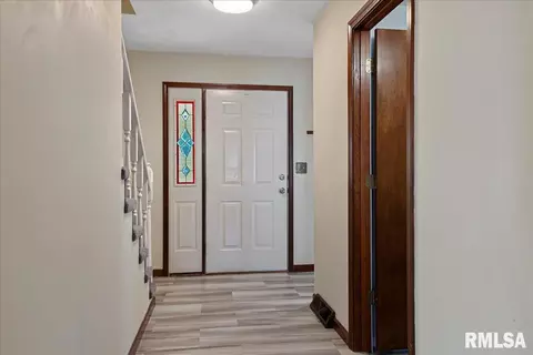 3301 Rawlings Dr, Springfield, IL 62704 photo 6
