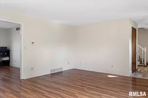 3301 Rawlings Dr, Springfield, IL 62704 photo 8