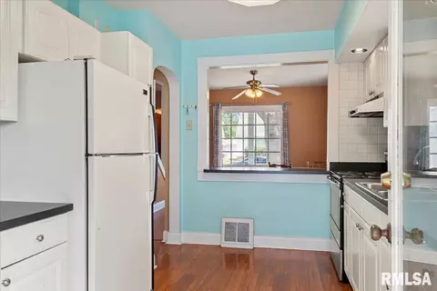 2049 N 7th St, Springfield, IL 62702 photo 14